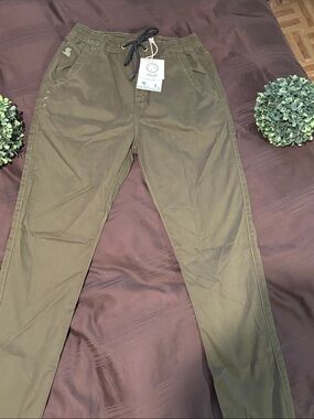 Men's Olive Drawstring Chinos with Elastic Waist